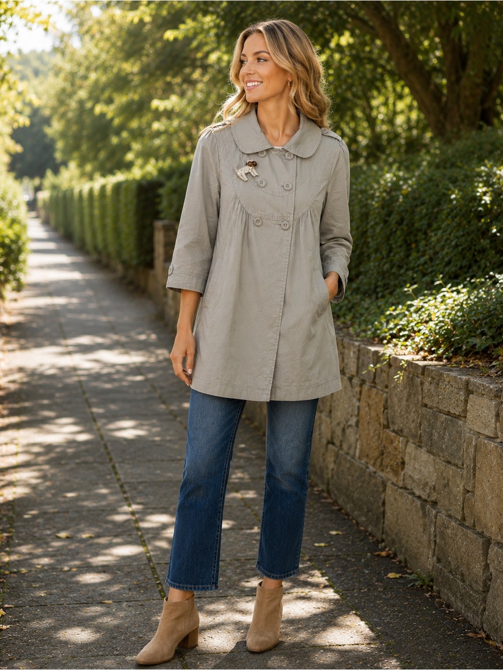 ONLY Light Gray Double-Breasted Spring Coat with Peter Pan Collar